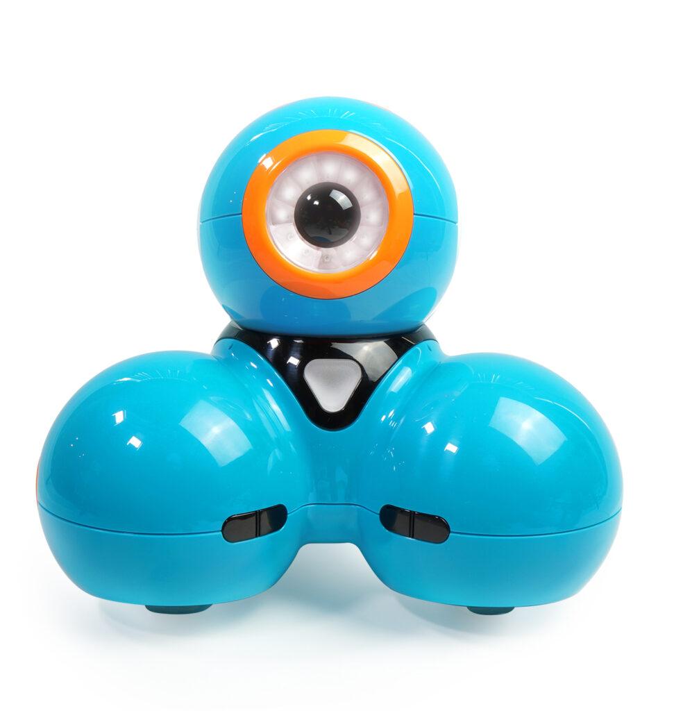 Dot and Dash robots used in the current study.